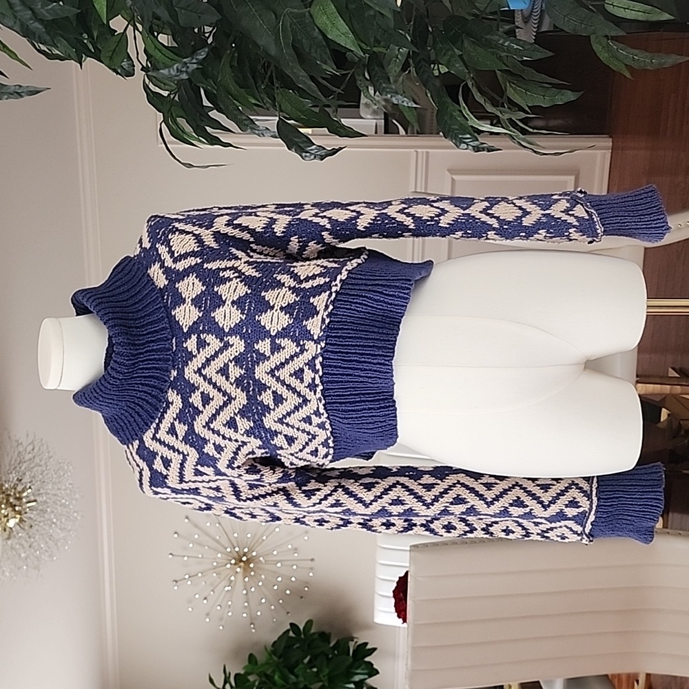 Forever 21 cropped sweater